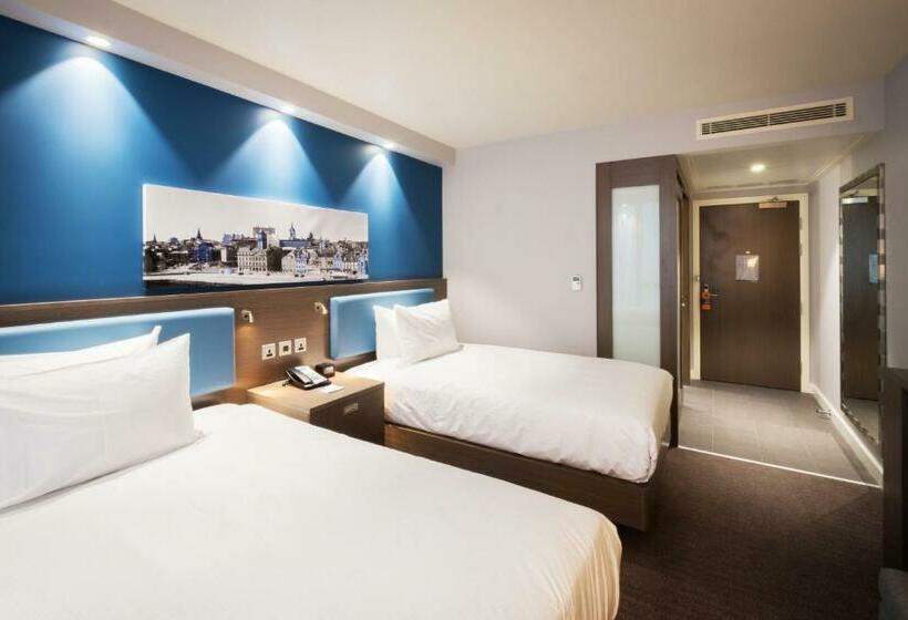 スタンダードルーム, Hampton By Hilton Aberdeen Airport