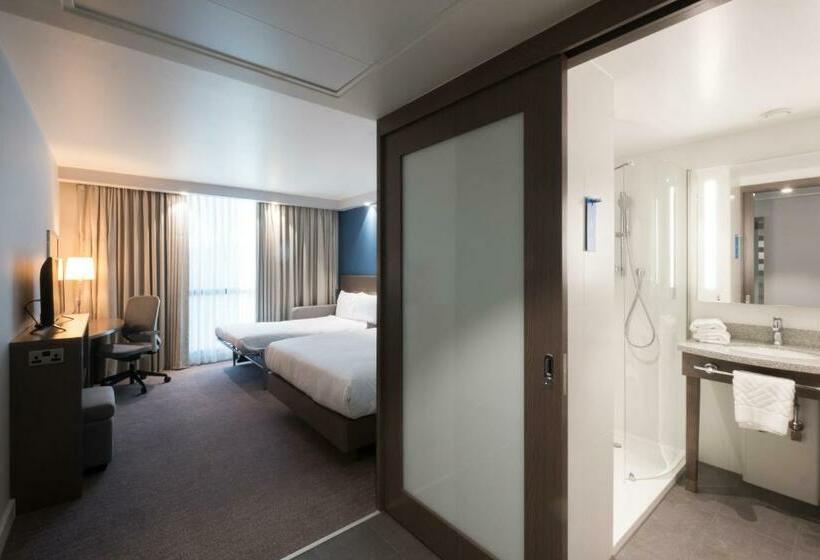 Семейный Номер Deluxe, Hampton By Hilton Aberdeen Airport