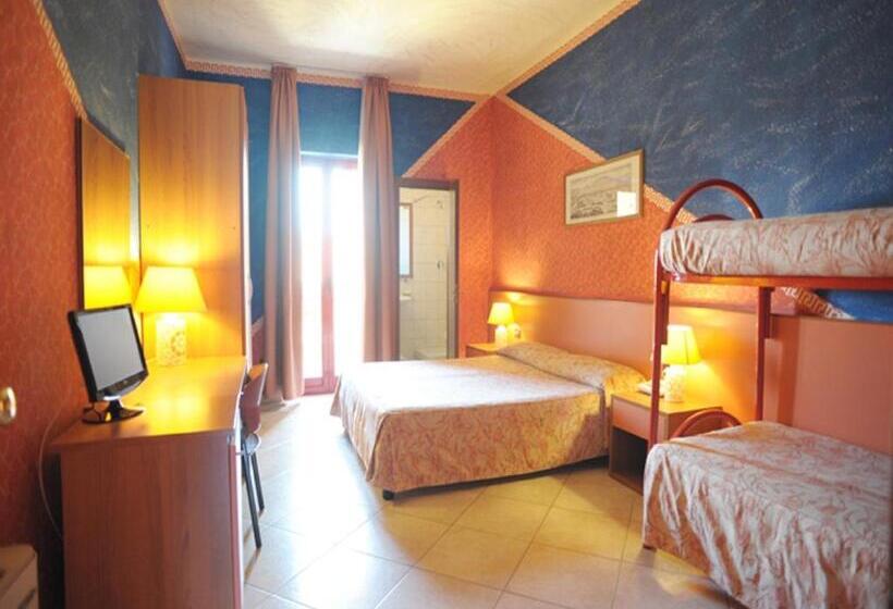 חדר סטנדרט לשלושה, Poseidonia Mare