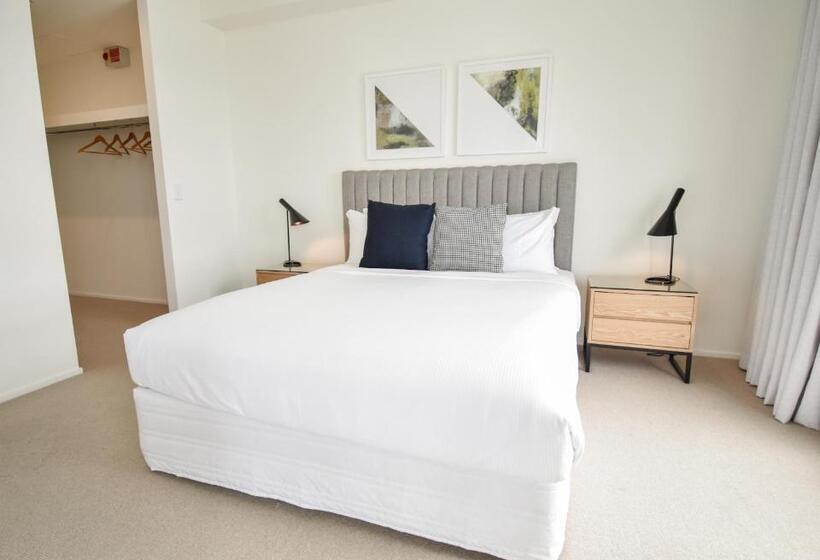 דירת שלושה חדרים, Belise Apartments