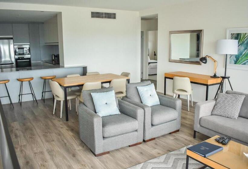 דירת שלושה חדרים, Belise Apartments