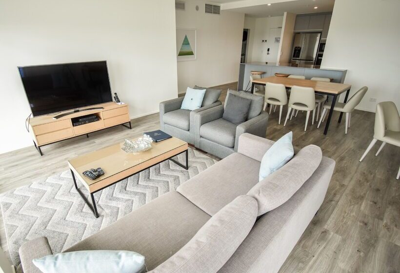 דירת שלושה חדרים, Belise Apartments