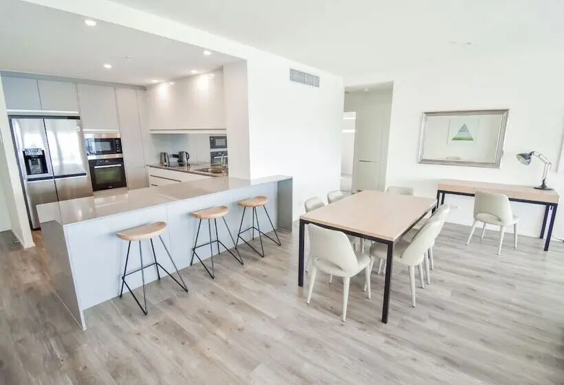 ３ベッドルームアパートメント, Belise Apartments