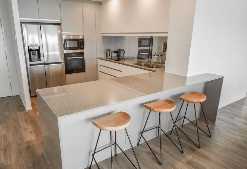 ３ベッドルームアパートメント, Belise Apartments