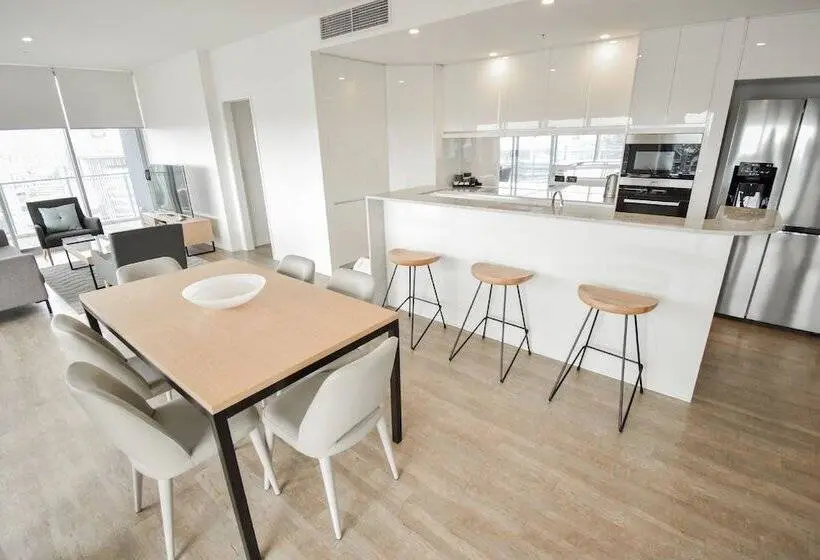 ３ベッドルームアパートメント, Belise Apartments