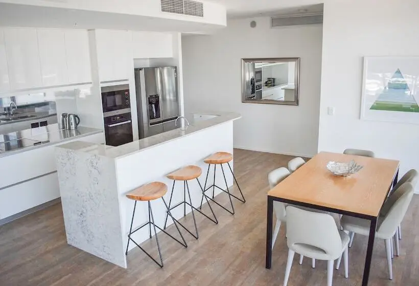 ３ベッドルームアパートメント, Belise Apartments