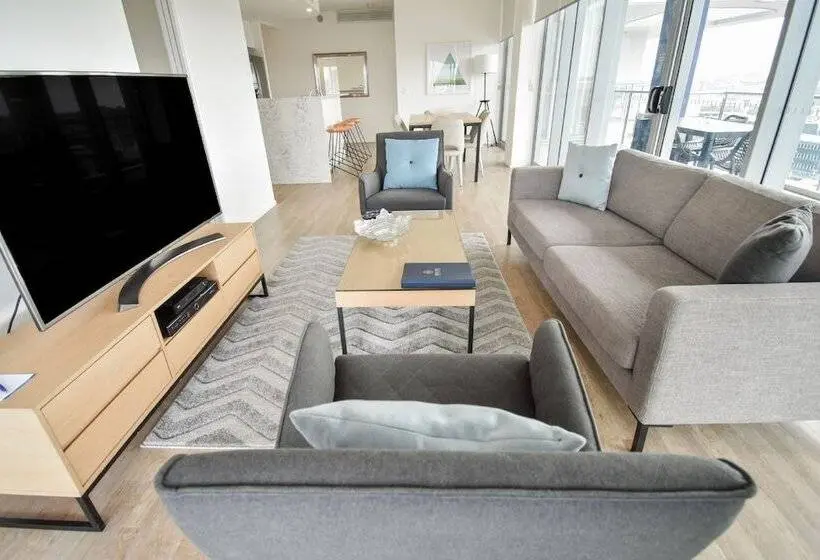 ３ベッドルームアパートメント, Belise Apartments