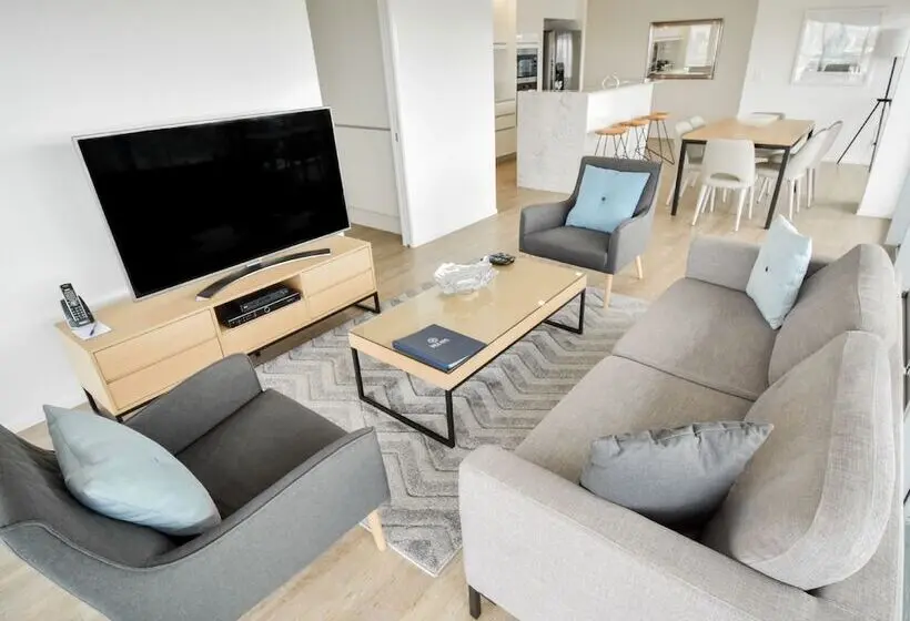 ３ベッドルームアパートメント, Belise Apartments