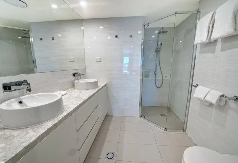 ３ベッドルームアパートメント, Belise Apartments