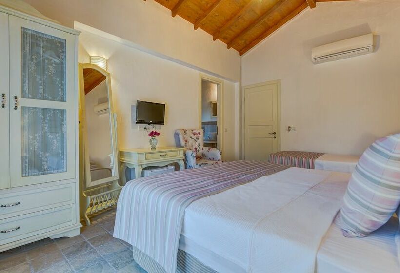 اتاق سوپریور سه تخته, Alanarin Konak Alacati