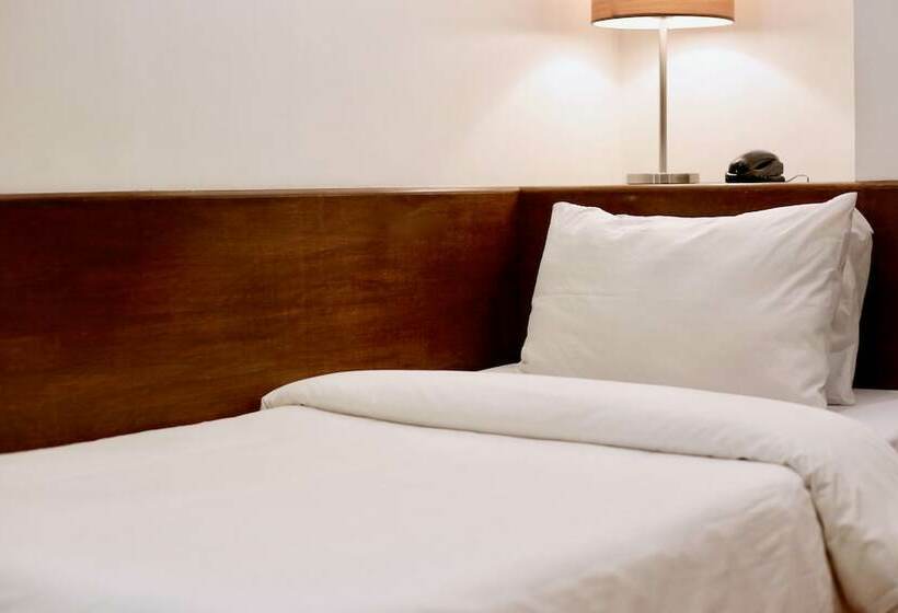 غرفة قياسية, Durban