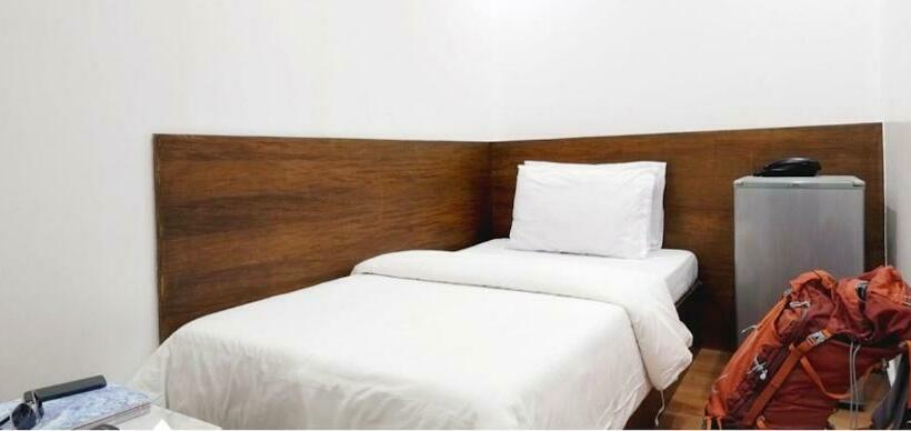 غرفة قياسية فردية, Durban