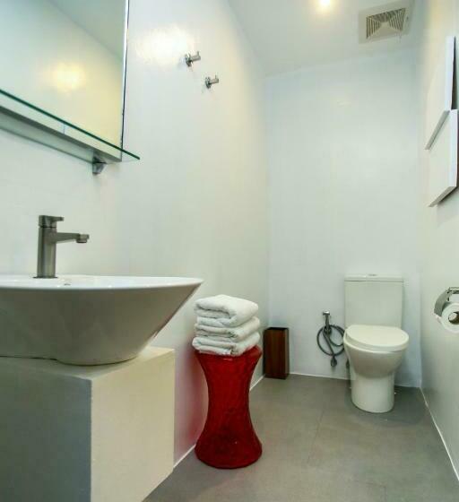 غرفة قياسية ثلاثية, Durban