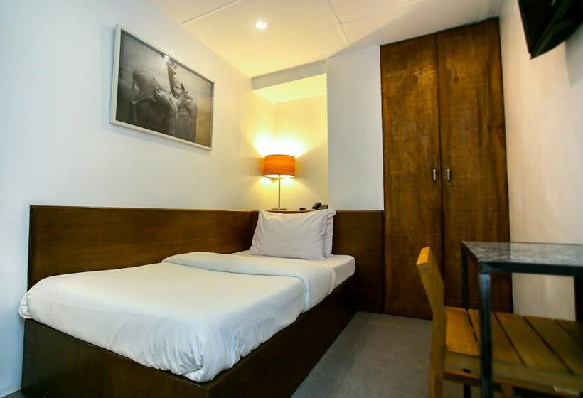 غرفة قياسية, Durban