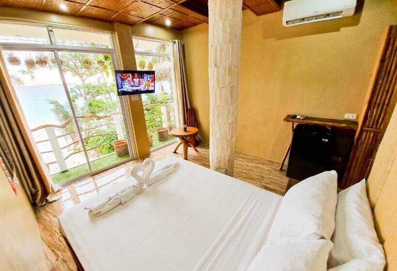 غرفة ديلوكس مطلّة علي البحر مزوَّدة بشُرفة, Kaiyana Boracay Beach Resort