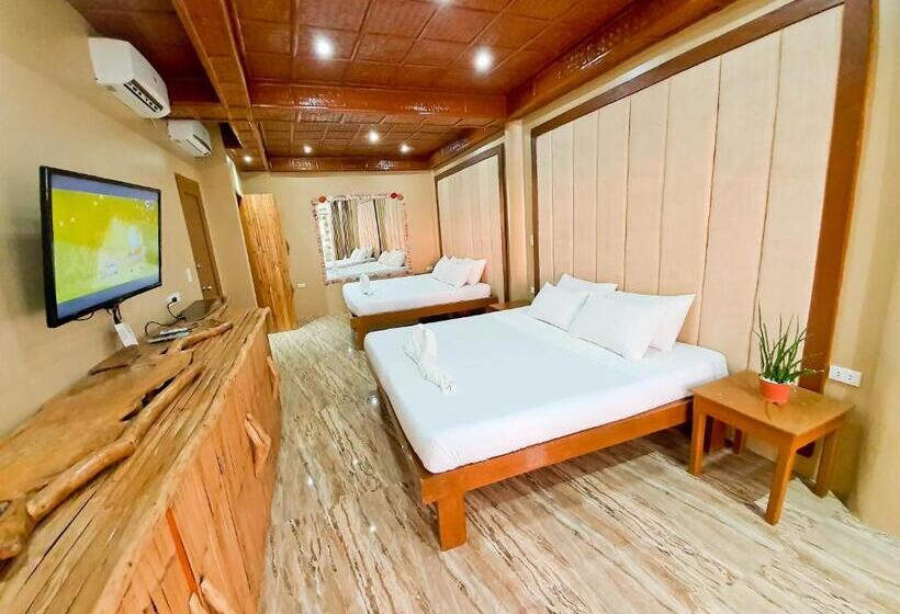 غرفة قياسية رباعية مطلة على البحر, Kaiyana Boracay Beach Resort