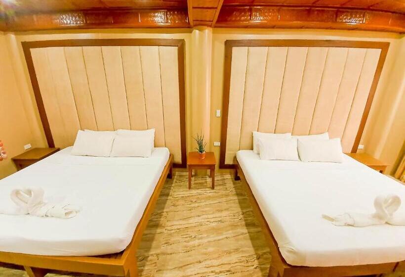 غرفة قياسية رباعية مطلة على البحر, Kaiyana Boracay Beach Resort