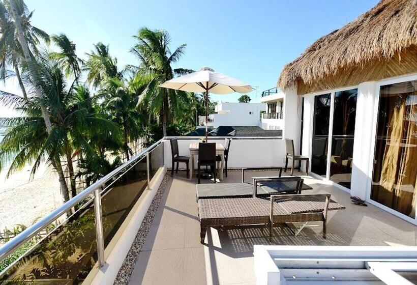 غرفة عائلية مطلّة علي البحر, Kaiyana Boracay Beach Resort