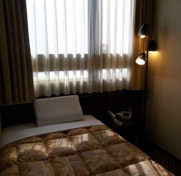 חדר סטנדרט יחיד, Matsuyama Hills