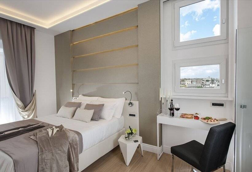 سوییت جونیور, Vatican Style