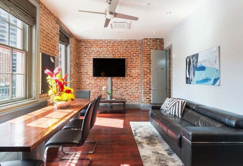 2 베드룸 프레지덴셜 스위트, The Natchez