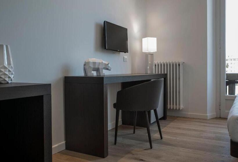 اتاق استاندارد, 7florence