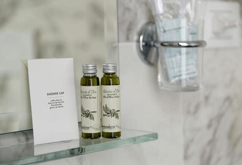 اتاق استاندارد, 7florence