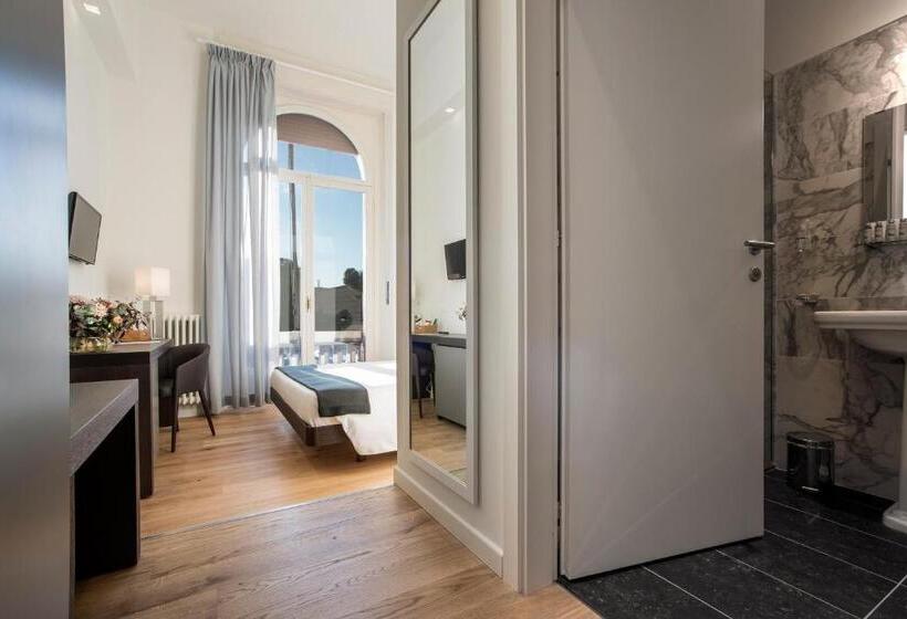 اتاق استاندارد, 7florence