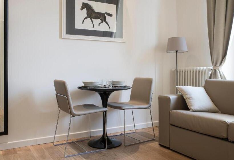 اتاق استاندارد چهار تخته, 7florence