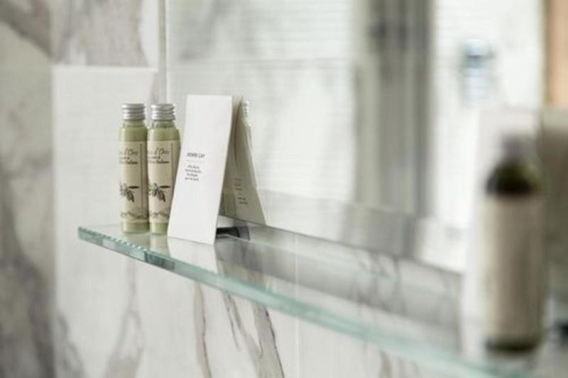 اتاق لوکس, 7florence