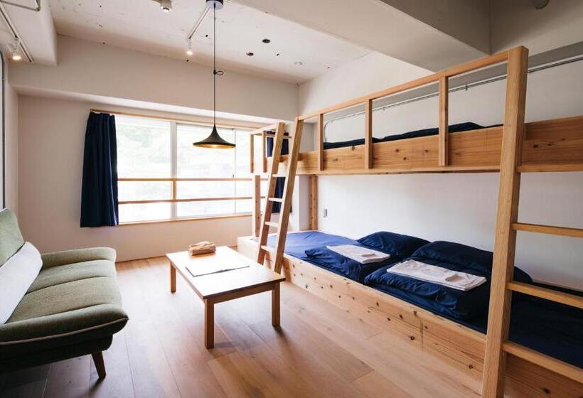 غرفة سوبيريور رباعية, Uzuhouse   Hostel