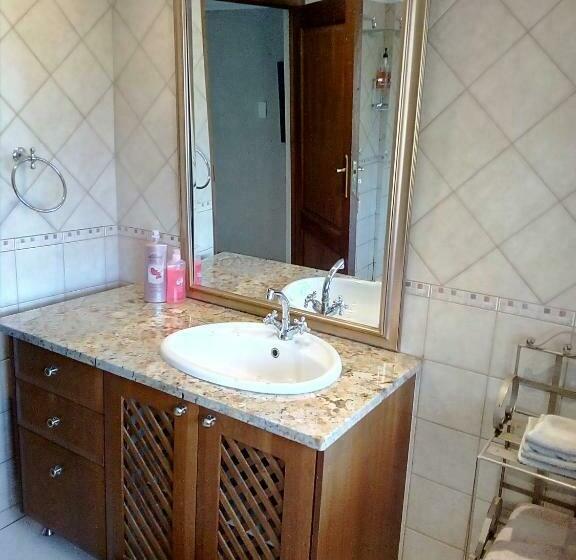 スタンダードルーム, Mt Horeb Manor