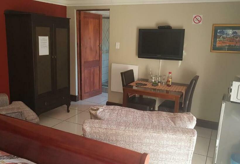 スタンダードルーム, Mt Horeb Manor