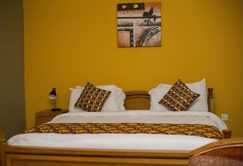 سوییت لوکس, Bella Luxury