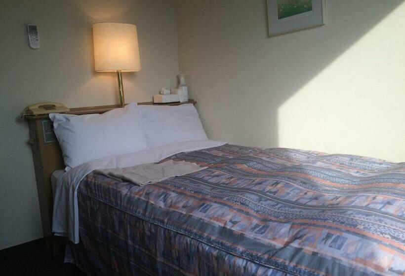 标准单人间, Crown Hills Tokuyama