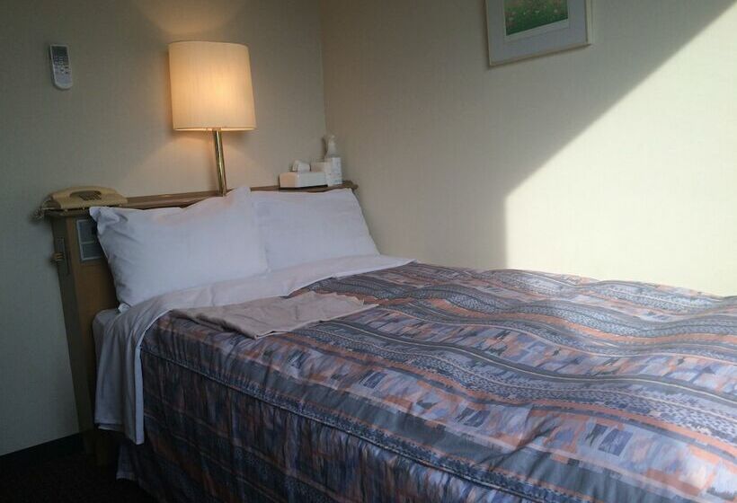 标准单人间, Crown Hills Tokuyama