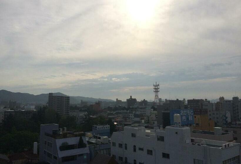 标准单人间, Crown Hills Tokuyama