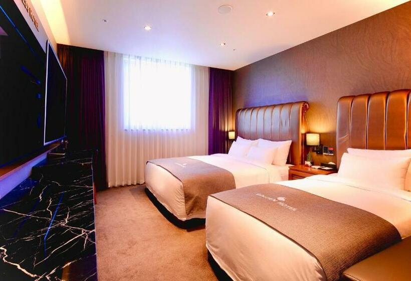 패밀리 스위트, Golden Business