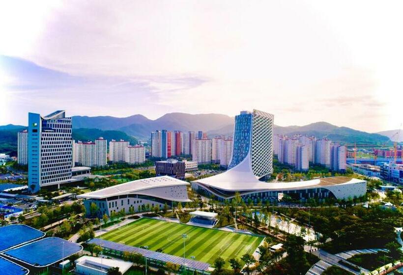 패밀리 스위트, Golden Business