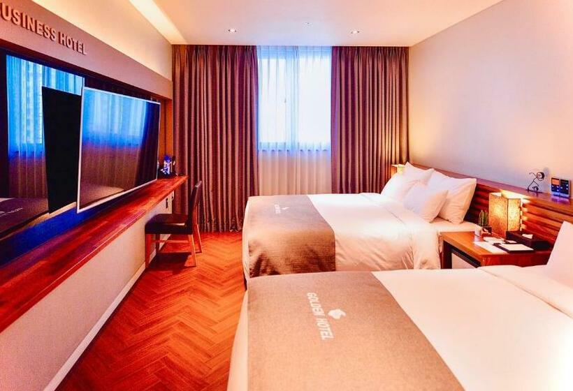 패밀리 룸, Golden Business