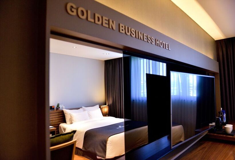 Номер Deluxe, Golden Business