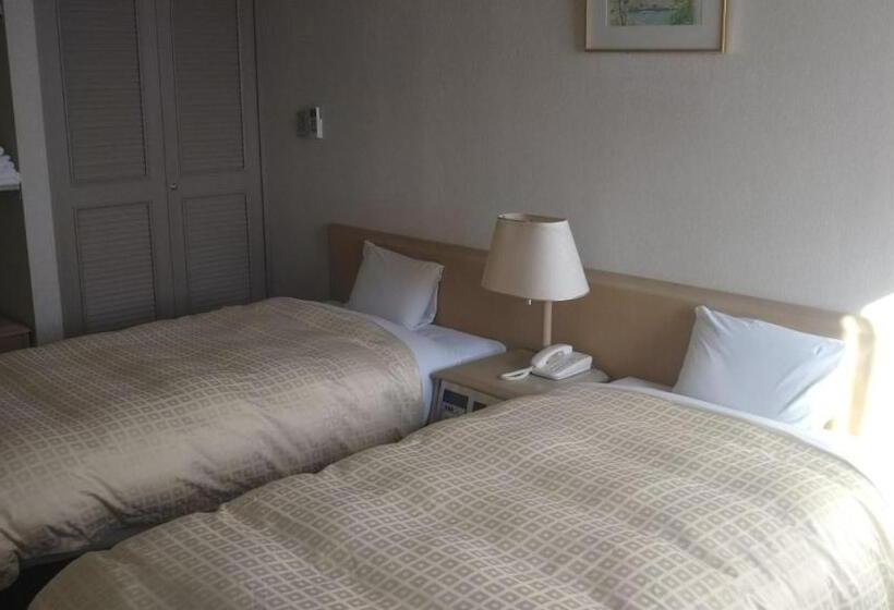 Номер Стандарт, Hitachi Hills