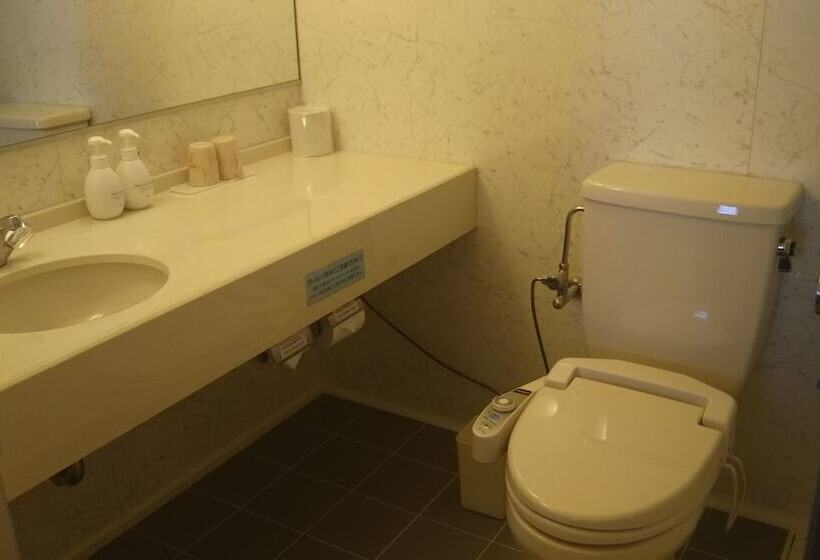 Номер Deluxe, Hitachi Hills