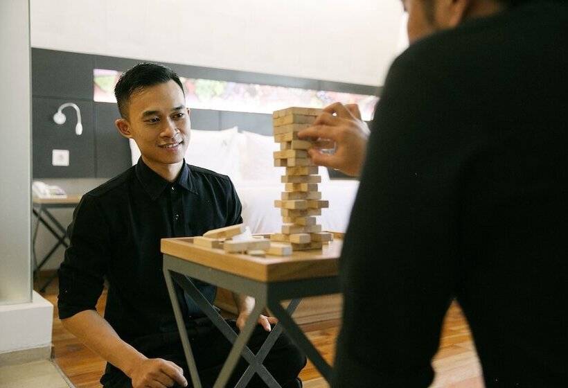 スタンダードルーム, Maxonehotels At Dharmahusada   Surabaya