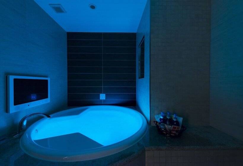 Номер Superior, Myth L