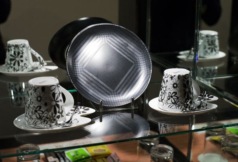 スーペリアールーム, Myth L