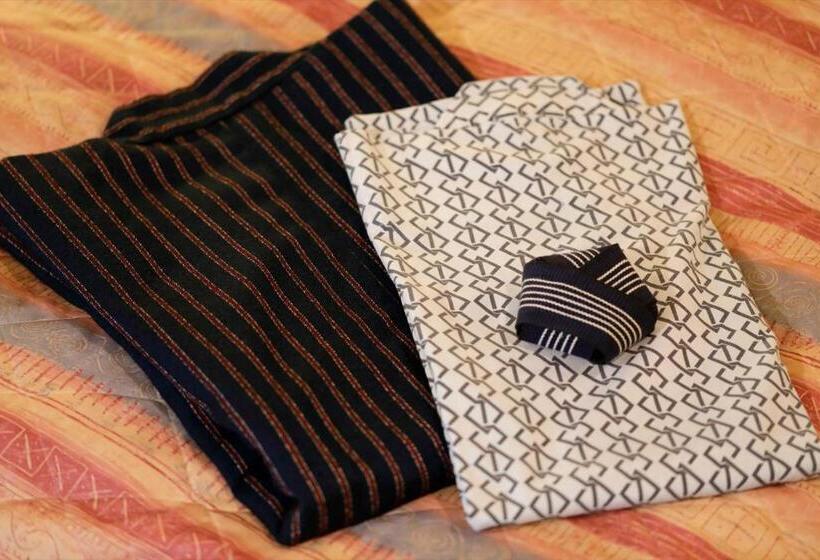 اتاق استاندارد با سرویس بهداشتی مشترک, Yamanakako Asahigaoka Onsen Hotel Seikei