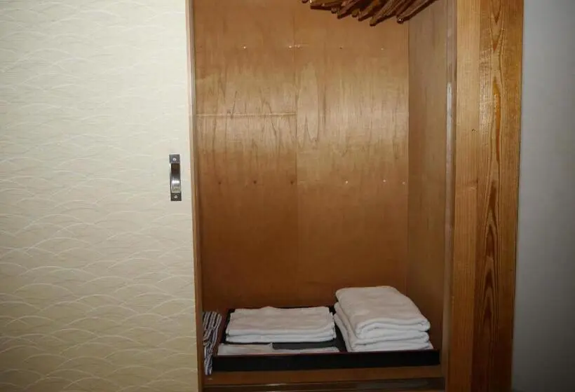 バス共有のスタンダードルーム, Yamanakako Asahigaoka Onsen Hotel Seikei