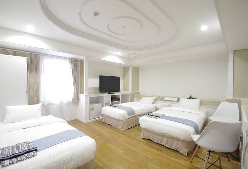 חדר דלוקס לשלושה, Imalle Yokohama Isezakicho