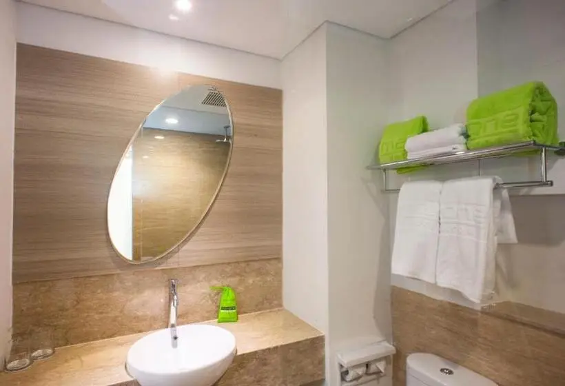 Standard-huone, Maxonehotels At Dharmahusada Surabaya